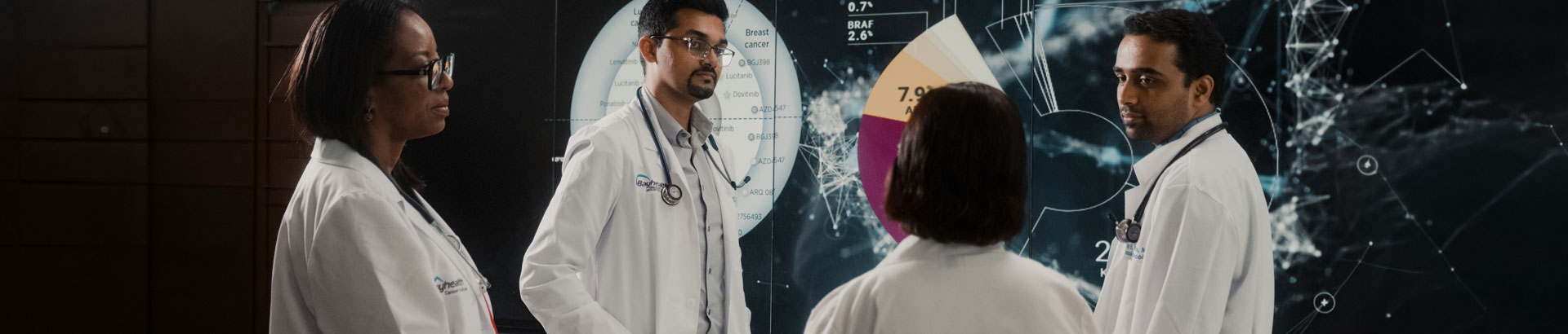 Oncologist discussing patient's treatment plan